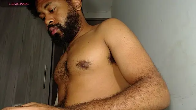 KaelMoreau online show from March 22, 2025, 7:47 am