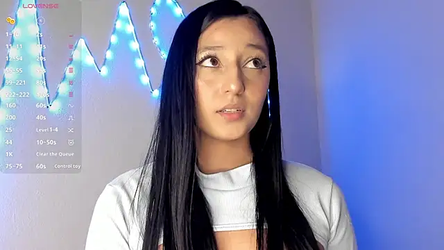 Alana 777 online show from September 17, 2025, 9:38 pm