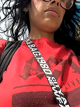 Snapshot of Fun_Everywhere chatting on December 25, 2024, 7:24 pm Fun Everywhere online show from December 25, 2024, 7:24 pm