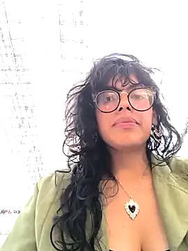 Snapshot of Fun_Everywhere chatting on January 4, 2025, 10:24 pm Fun Everywhere online show from January 4, 2025, 10:24 pm