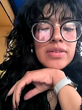 Snapshot of Fun_Everywhere chatting on February 13, 2025, 7:42 pm Fun Everywhere online show from February 13, 2025, 7:42 pm