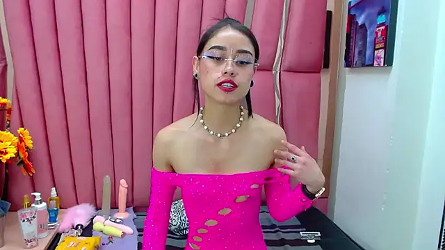 Snapshot of AnnySweett_ chatting on February 3, 2025, 3:49 pm AnnySweett online show from February 3, 2025, 3:49 pm