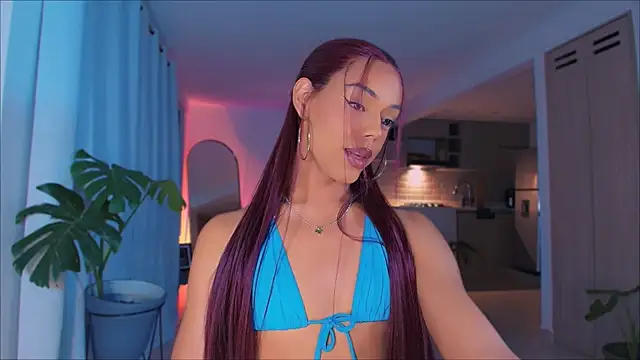  Miss Anna  online show from December 4, 2025, 2:43 am