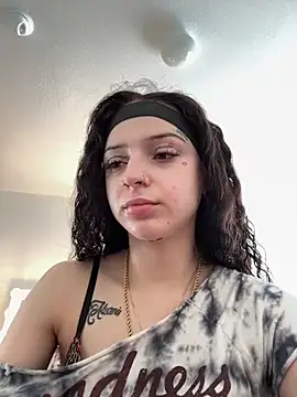 Snapshot of exoticmisfitt chatting on January 31, 2026, 8:51 pm exoticmisfitt online show from January 31, 2026, 8:51 pm