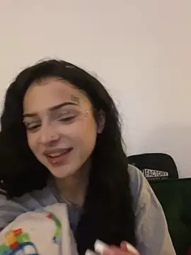 Snapshot of exoticmisfitt chatting on April 9, 2026, 6:30 am exoticmisfitt online show from April 9, 2026, 6:30 am