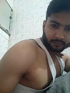 Snapshot of ModestZucchini65 chatting on December 4, 2025, 8:39 pm ModestZucchini65 online show from December 4, 2025, 8:39 pm