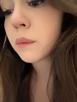 Peachy Dream online show from May 24, 2026, 4:12 pm