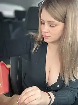 Love Bri online show from February 25, 2025, 6:58 am