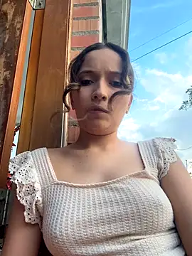 Snapshot of Penelope-Hot chatting on November 17, 2025, 8:58 pm Penelope-Hot online show from November 17, 2025, 8:58 pm