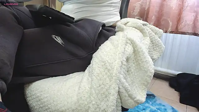 Snapshot of Queen_Sport chatting on November 21, 2025, 7:40 am Queen Sport online show from November 21, 2025, 7:40 am