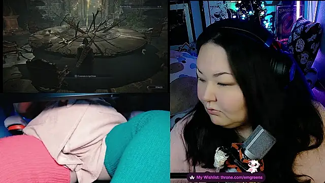 Snapshot of EmGreens chatting on March 4, 2026, 5:24 am EmGreens online show from March 4, 2026, 5:24 am