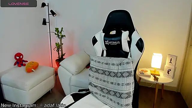 Snapshot of dafboy1 chatting on May 11, 2026, 2:45 pm dafboy1 online show from May 11, 2026, 2:45 pm