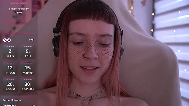 juliapie online show from January 11, 2025, 12:18 pm