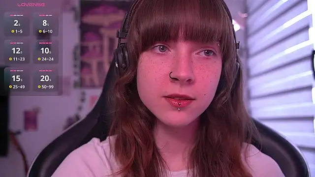 juliapie online show from May 16, 2026, 2:05 pm