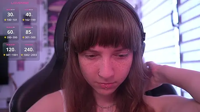 juliapie online show from May 19, 2026, 11:16 am