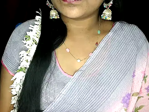 shila20 online show from November 15, 2025, 6:44 am