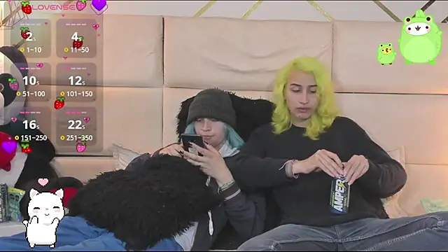 -kisa  online show from October 10, 2025, 2:32 am