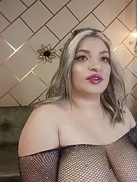 marianeporter   online show from January 13, 2026, 10:37 pm