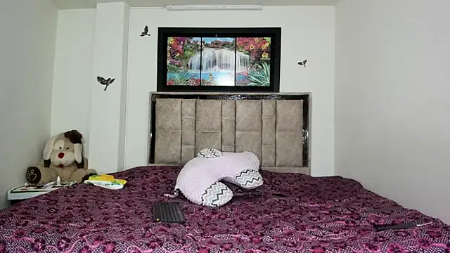 alanaanddaphne online show from October 2, 2025, 1:18 pm