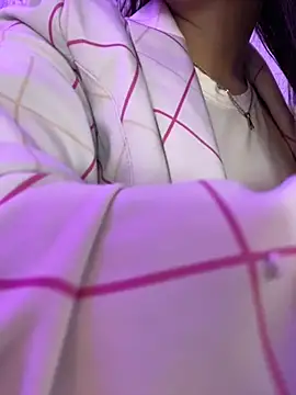 Snapshot of AbyThompson chatting on October 20, 2025, 8:09 pm AbyThompson online show from October 20, 2025, 8:09 pm