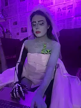 Snapshot of AbyThompson chatting on October 30, 2025, 8:31 pm AbyThompson online show from October 30, 2025, 8:31 pm