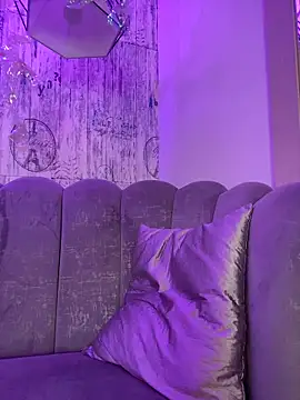 Snapshot of AbyThompson chatting on November 20, 2025, 6:51 pm AbyThompson online show from November 20, 2025, 6:51 pm