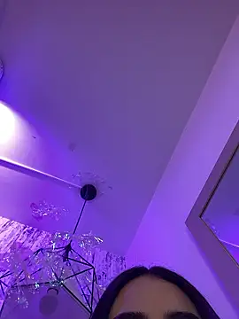 AbyThompson online show from January 13, 2026, 2:33 pm