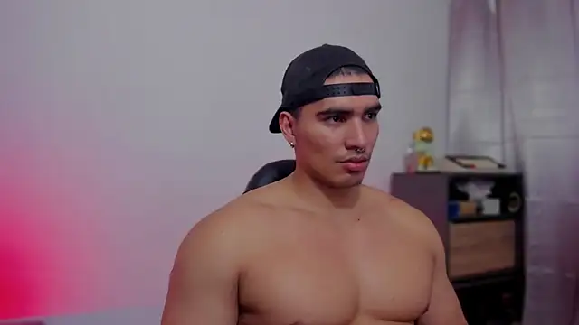 Snapshot of JamesGraay chatting on February 10, 2026, 4:05 am JamesGraay online show from February 10, 2026, 4:05 am