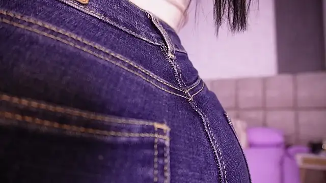 Godess Scarlett77 online show from May 28, 2026, 3:04 am