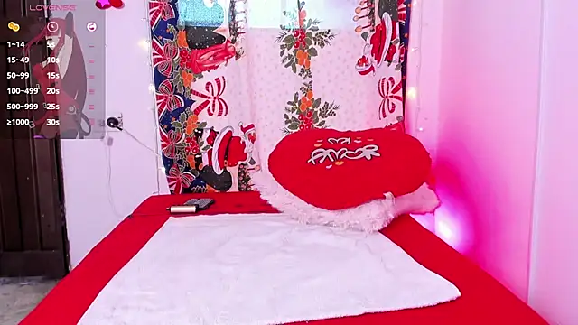 AlanaJohnson  online show from December 16, 2024, 8:37 pm