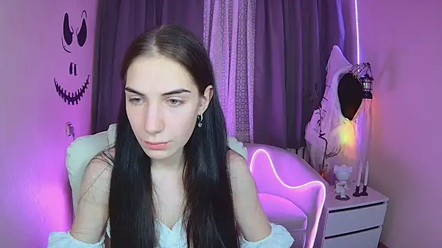 NikaStark  online show from October 25, 2025, 6:24 pm