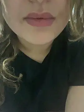 yassminsexy22 online show from March 4, 2026, 8:04 pm