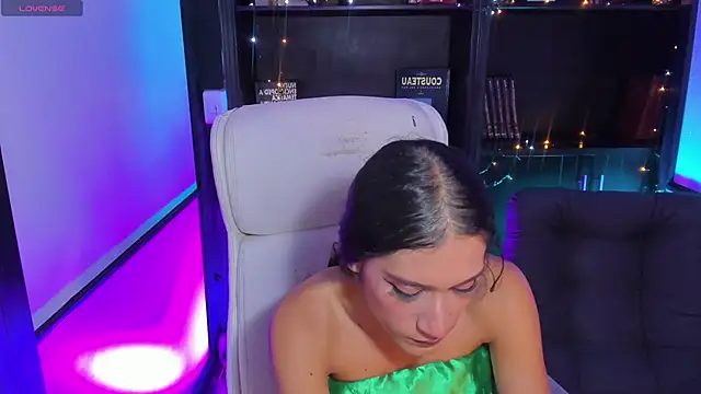 CamilaHarperr  online show from January 10, 2025, 4:01 am