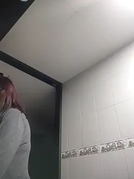 catalinamommyx online show from September 8, 2025, 11:15 pm