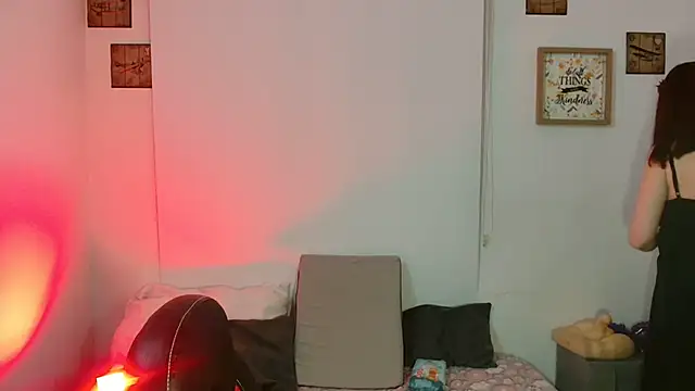 catalinamommyx online show from September 28, 2025, 12:16 am