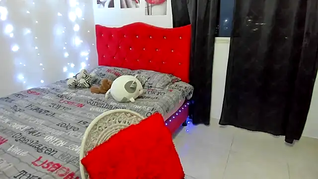 kleo princess18 online show from October 1, 2025, 11:55 pm