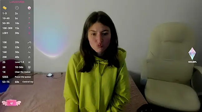 Snapshot of Tesa_cute chatting on December 26, 2024, 9:47 pm Tesa cute online show from December 26, 2024, 9:47 pm