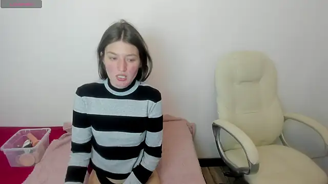 Snapshot of Tesa_cute chatting on September 11, 2025, 12:55 am Tesa cute online show from September 11, 2025, 12:55 am