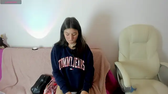 Snapshot of Tesa_cute chatting on November 11, 2025, 1:16 am Tesa cute online show from November 11, 2025, 1:16 am