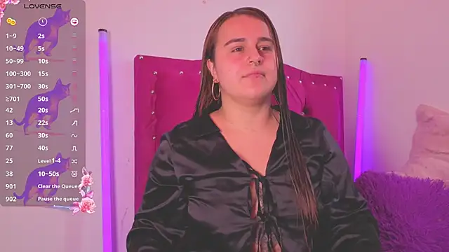 Snapshot of evy_orange1 chatting on November 12, 2025, 3:45 pm evy orange1 online show from November 12, 2025, 3:45 pm