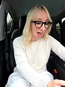 Snapshot of Giuliana_baby chatting on February 6, 2025, 8:50 am Giuliana baby online show from February 6, 2025, 8:50 am