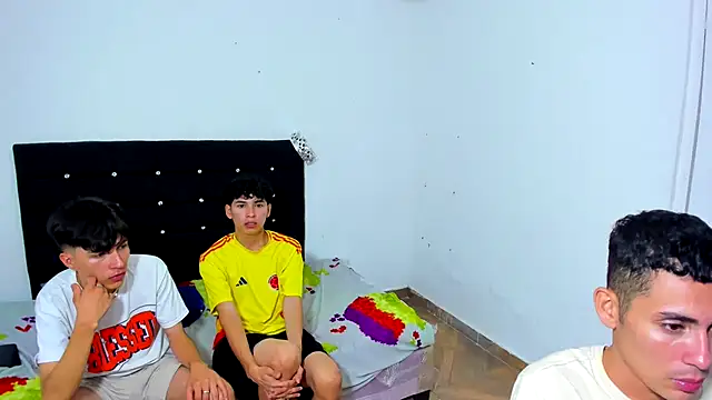 Alexander and Xiao online show from February 27, 2025, 4:09 am