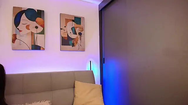 miaa saenz1 online show from April 17, 2026, 3:09 am