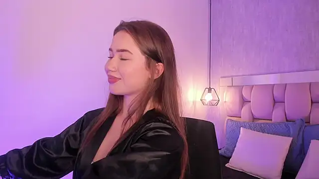 Roxie-Summers11 online show from January 27, 2025, 11:33 pm