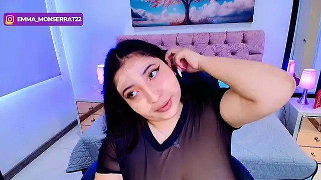 Snapshot of Emma_monserrat chatting on November 17, 2025, 5:52 pm Emma monserrat online show from November 17, 2025, 5:52 pm