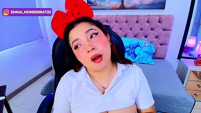 Snapshot of Emma_monserrat chatting on November 20, 2025, 6:18 pm Emma monserrat online show from November 20, 2025, 6:18 pm