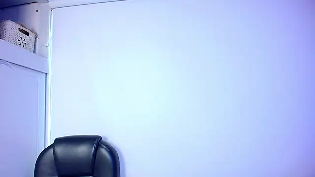 Snapshot of Emma_monserrat chatting on November 29, 2025, 7:50 pm Emma monserrat online show from November 29, 2025, 7:50 pm