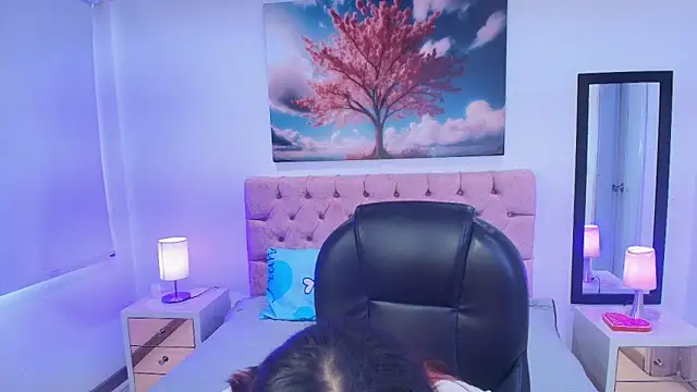 Snapshot of Emma_monserrat chatting on January 10, 2026, 7:37 pm Emma monserrat online show from January 10, 2026, 7:37 pm