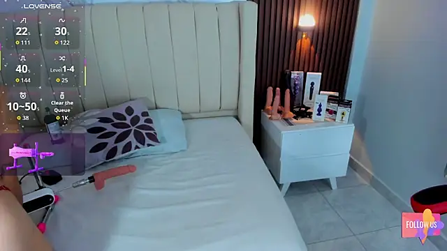 CAMILAGRAY online show from March 9, 2026, 12:42 pm