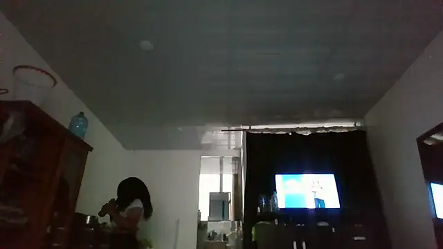 Ivon-09 online show from October 28, 2025, 11:03 am